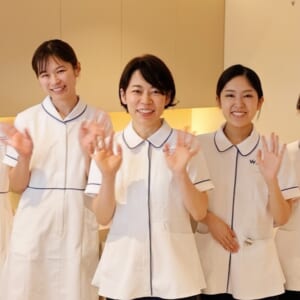 「奨学金返済支援制度あり！ 18:30終業＆日月連休」医療法人社団 徹心会 三鷹ハートフル総合歯科グループ 三鷹ハートフル矯正歯科医院 （ホワイトエッセンス三鷹）